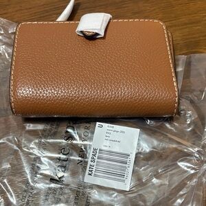 Kate Spade Tan Leather Wallet